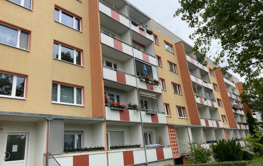 3-Raumwohnung mit Loggia in Parknähe!